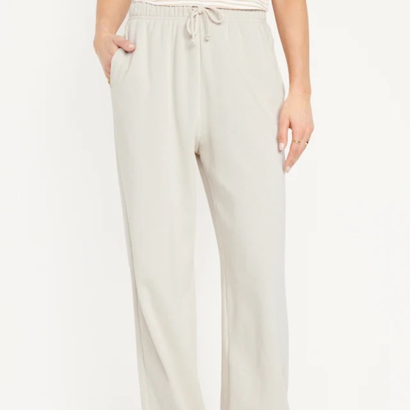 NWT OLD NAVY Extra High-Waisted Fleece Pants Color: WISH BONE - Picture 3 of 7